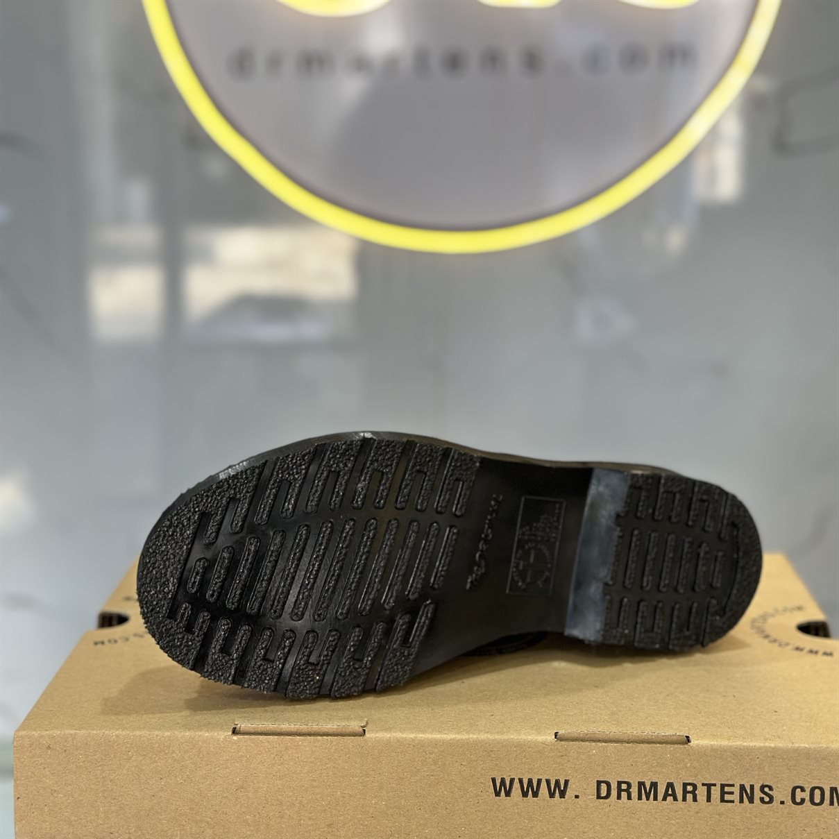 Dr. Martens 1460 Mono