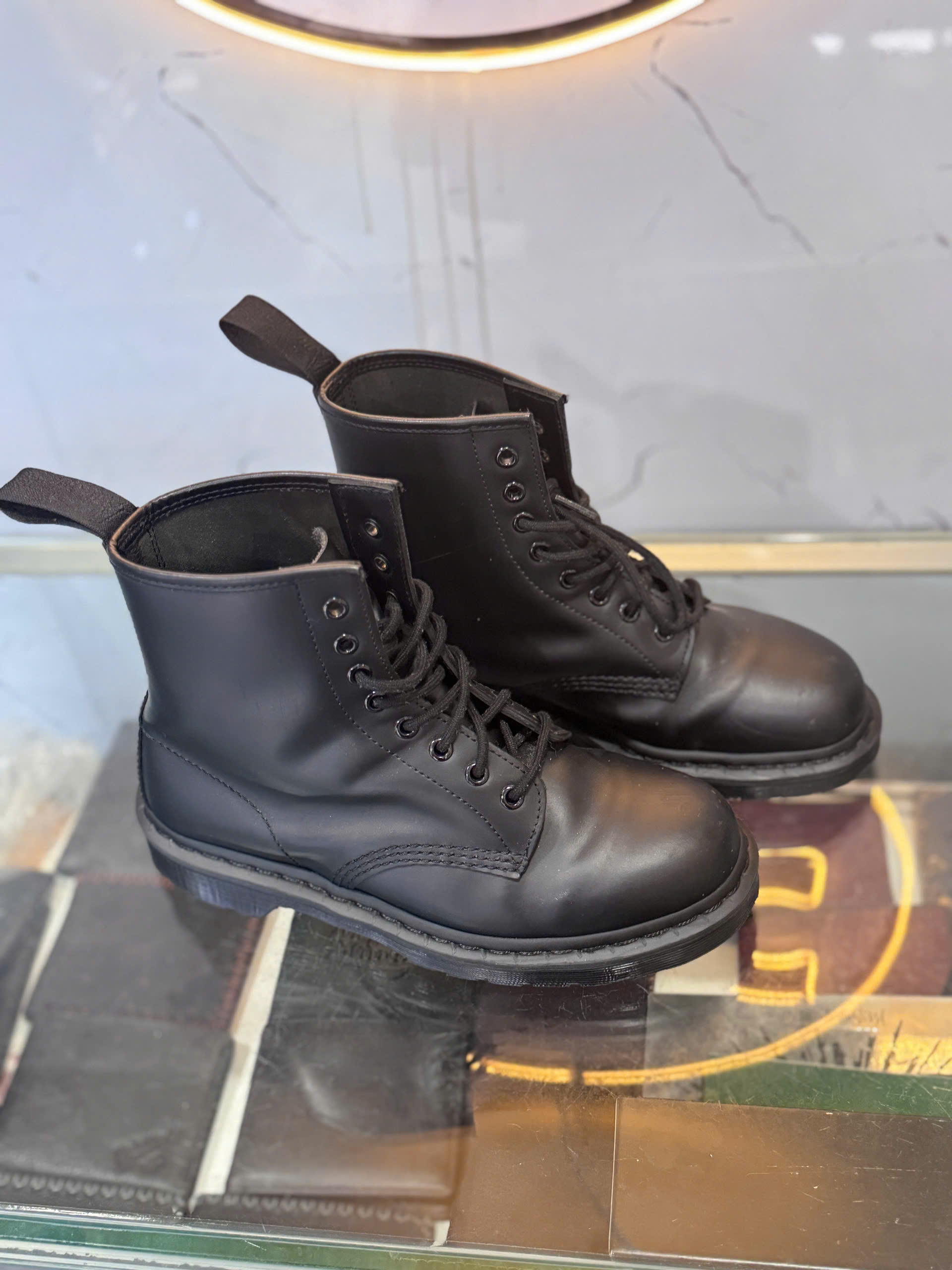 Giày Dr. Martens 1460 Mono 95%