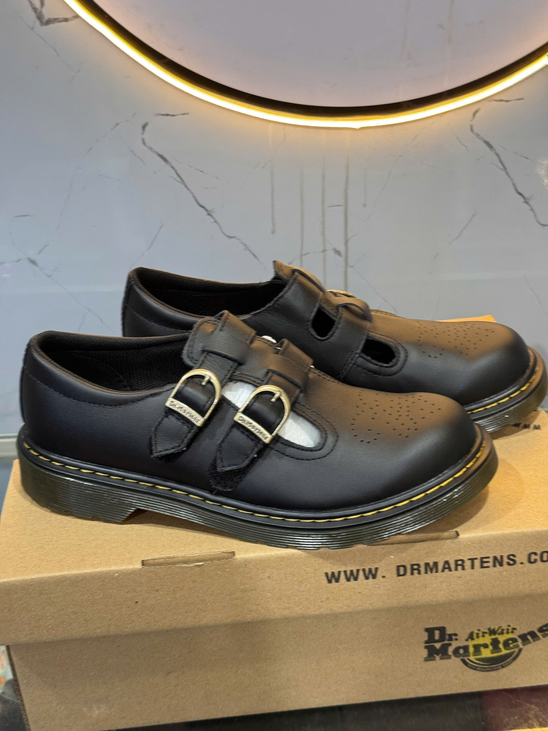 Dr. Martens 8065 Y