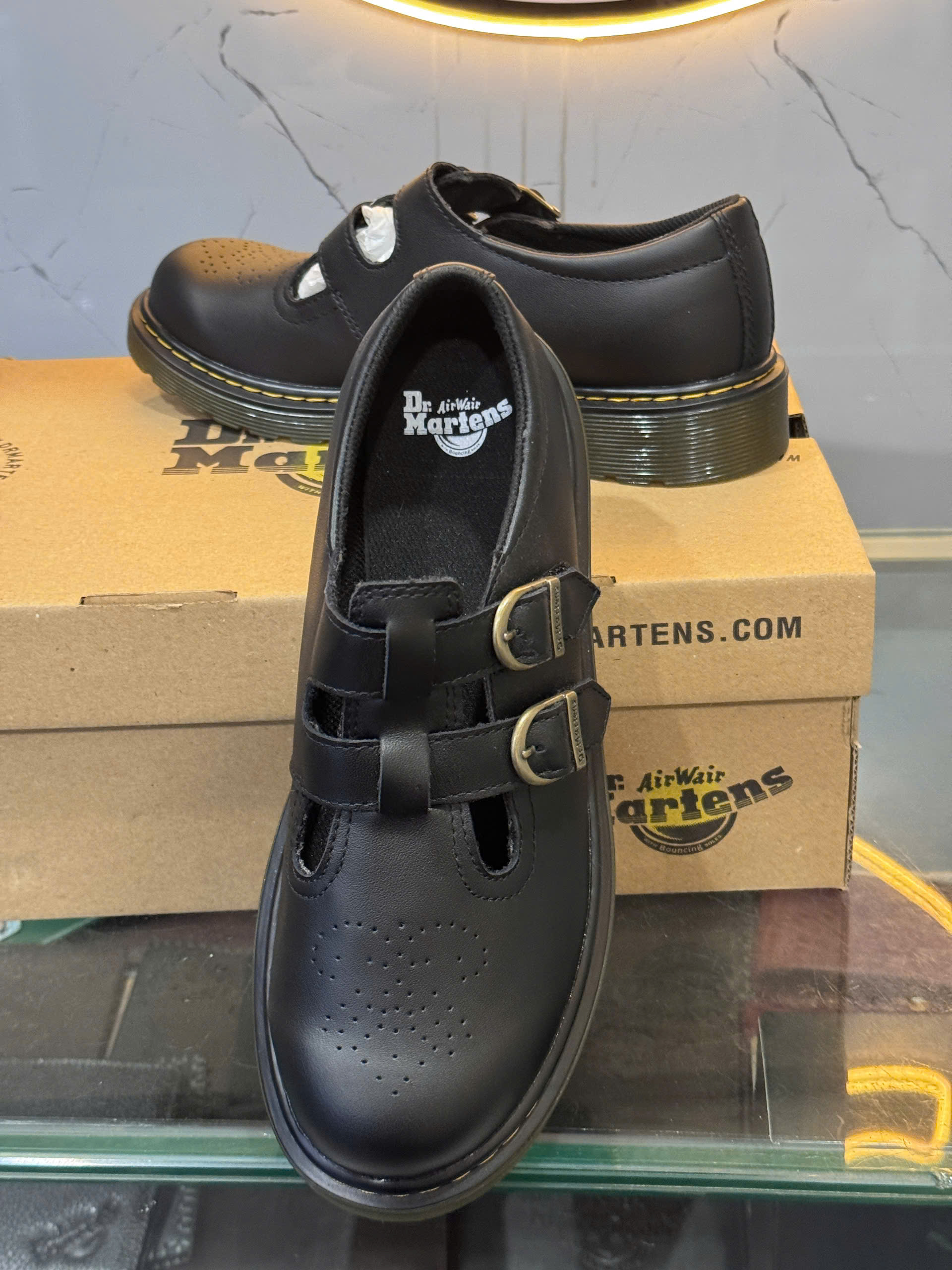 Dr. Martens 8065 Y