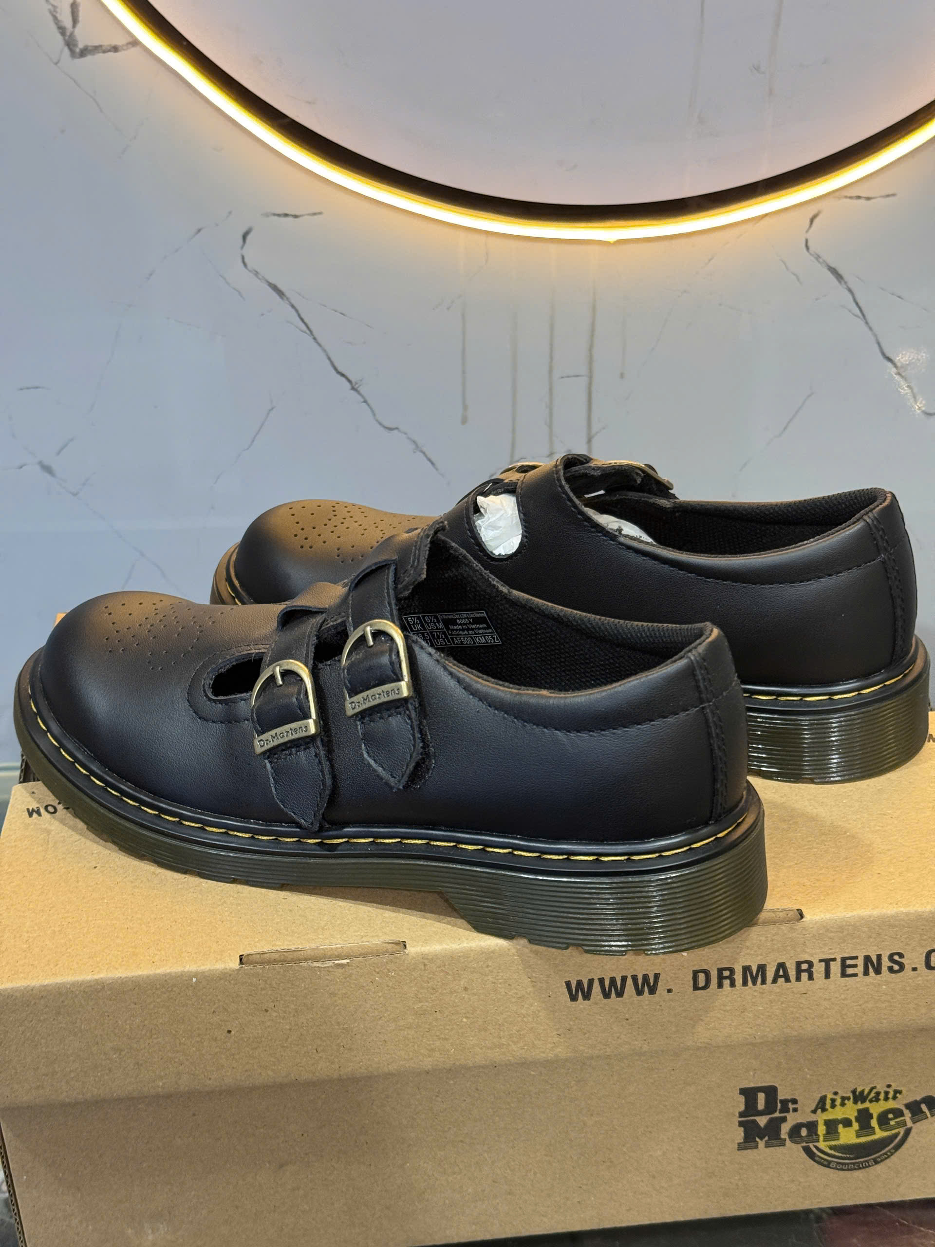 Dr. Martens 8065 Y