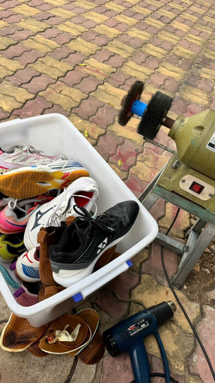 DỊCH VỤ SỬA CHỮA - THAY ĐẾ - ÉP KEO GIÀY THỂ THAO (pickleball, tennis) VÀ DR.MARTENS TẠI CKC Dr. Martens