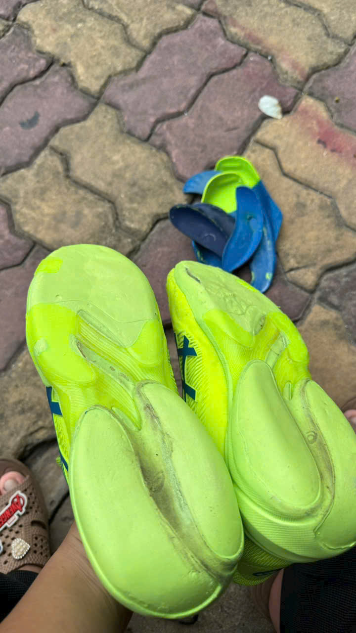 DỊCH VỤ SỬA CHỮA - THAY ĐẾ - ÉP KEO GIÀY THỂ THAO (pickleball, tennis) VÀ DR.MARTENS TẠI CKC Dr. Martens