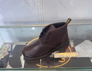 Dr. Martens 9F09 Brown