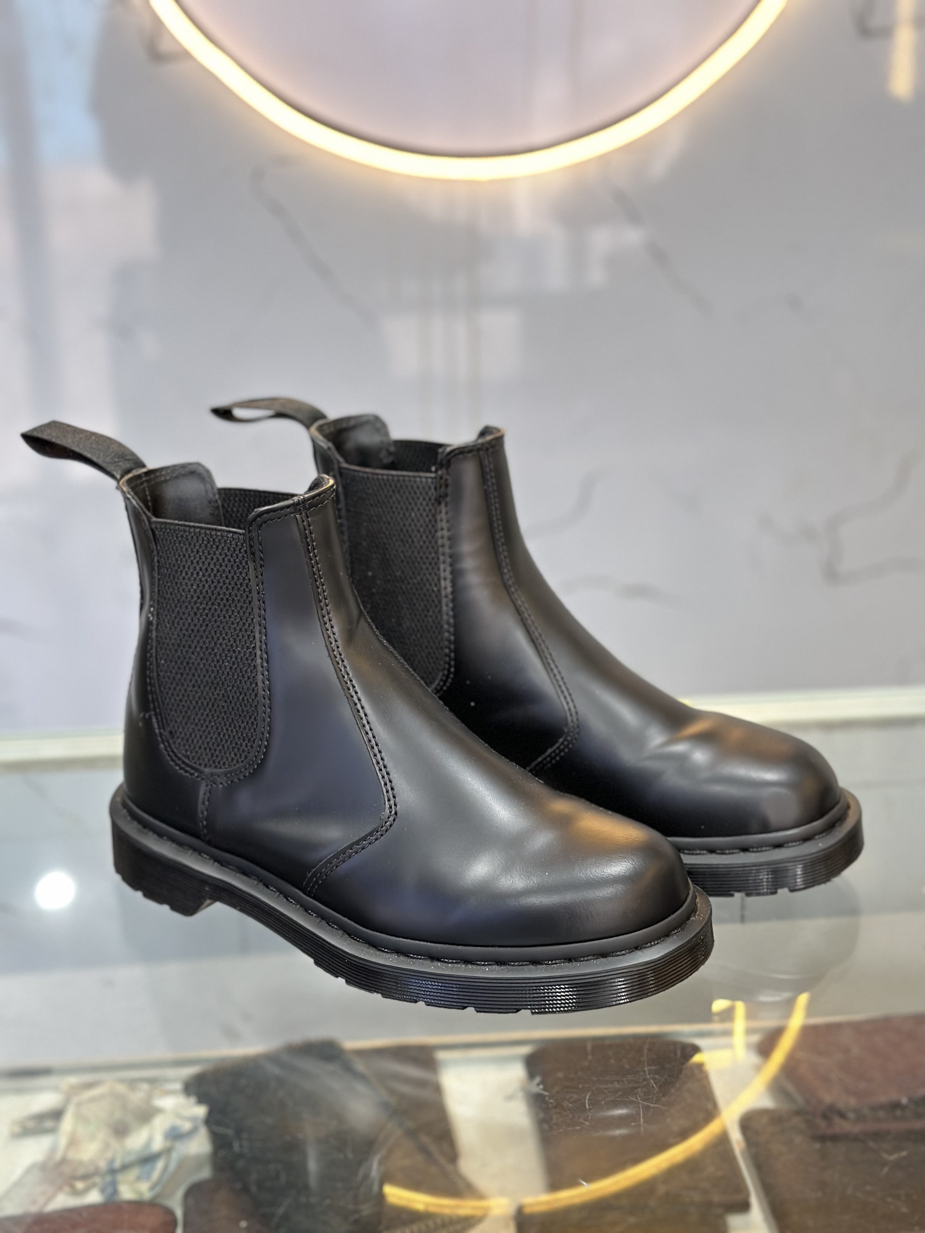 giay-dr-martens-chelsea-boot-2976-like-new