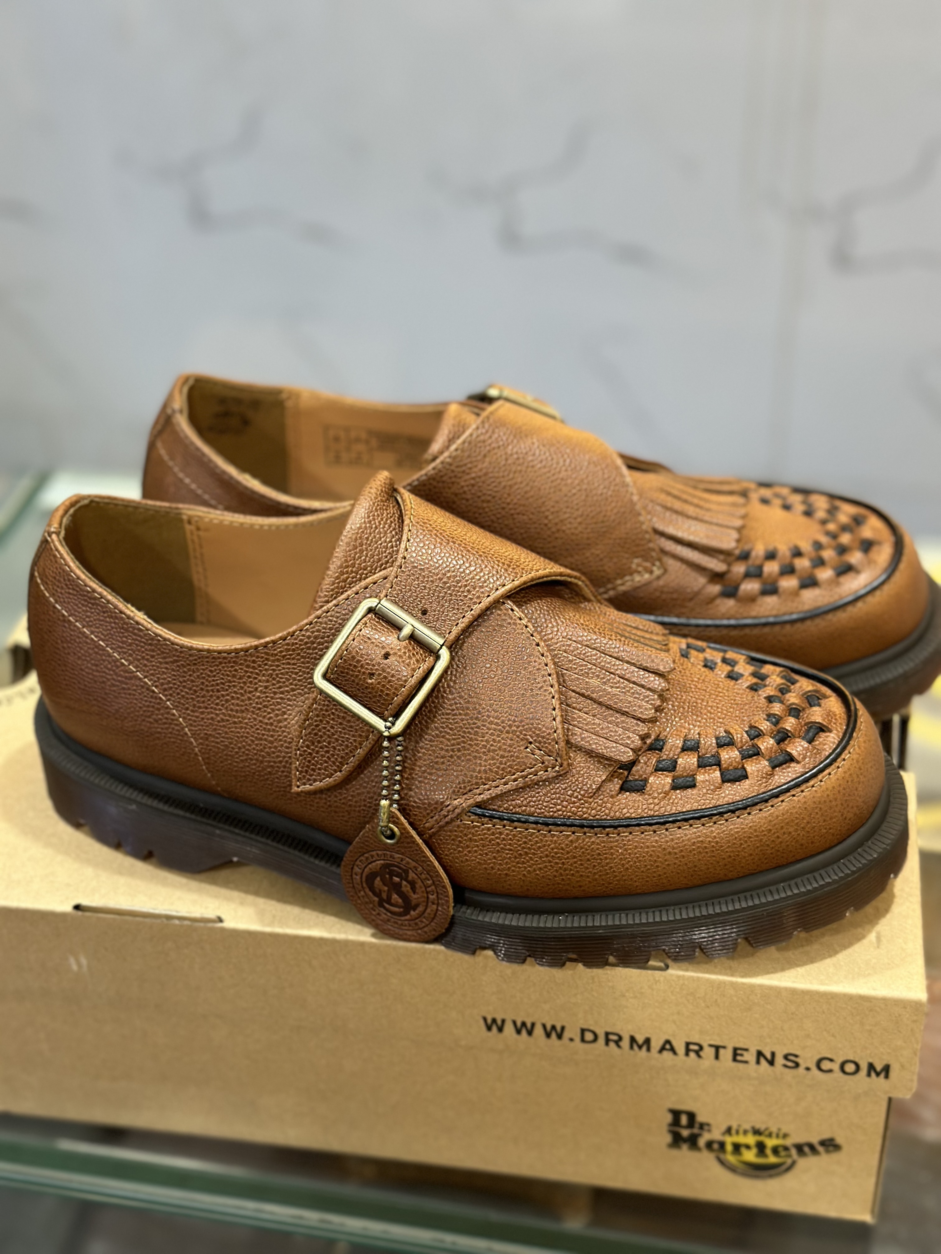 giay-luoi-dr-martens-adrian-snaffle