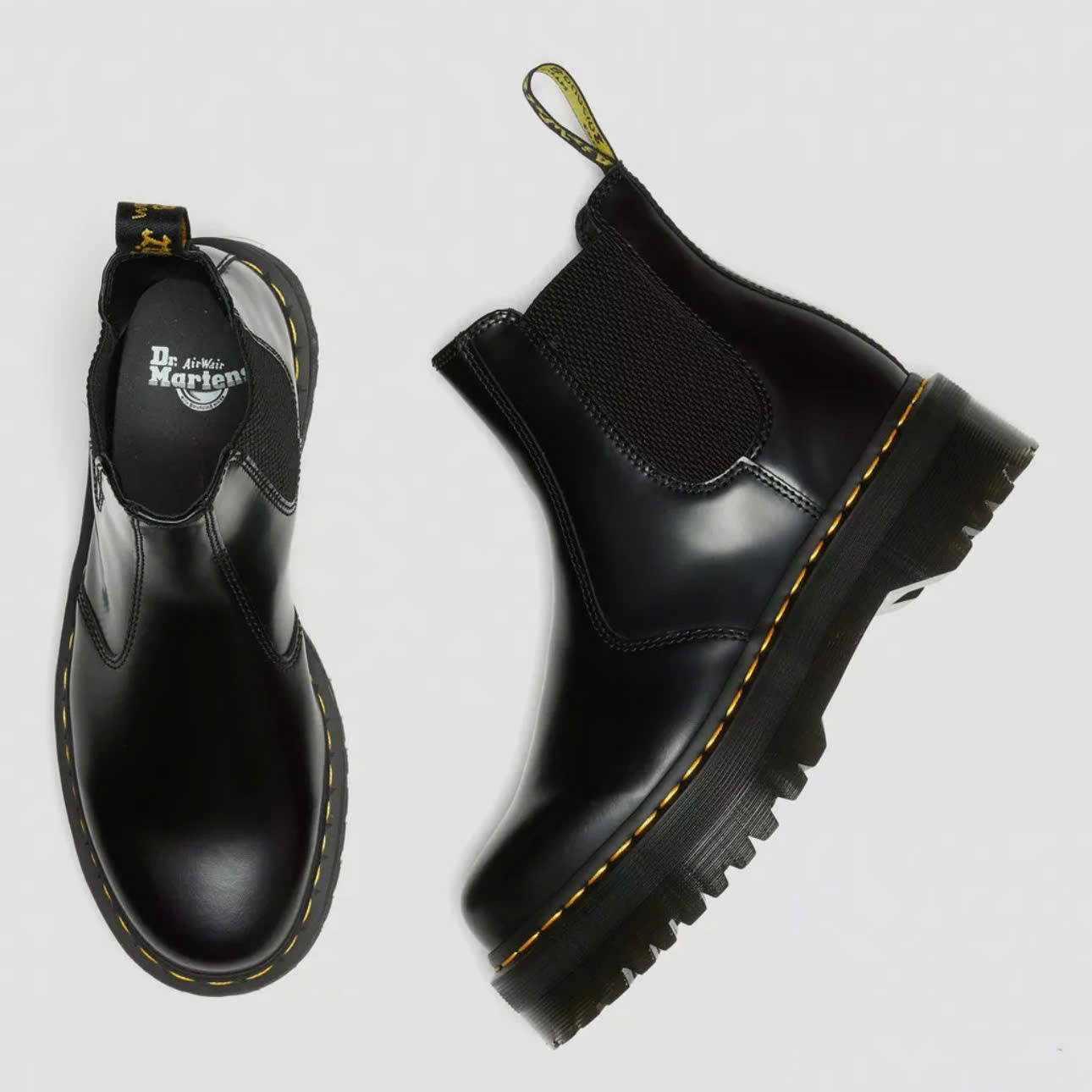 Cách Phân Biệt Giày Dr. Martens Thái Lan Fake và Giày Dr. Martens Gia Công Ở Nước Thứ 3